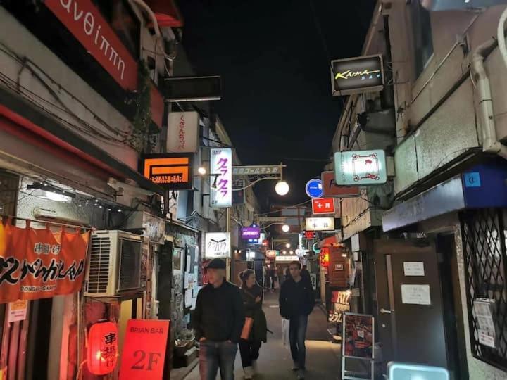 北新宿 Central Shinjuku Walk To Kabuki-Chou, Golden Gai Tokyo Luaran gambar