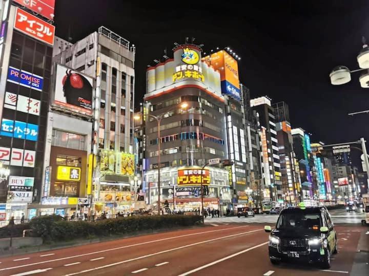 北新宿 Central Shinjuku Walk To Kabuki-Chou, Golden Gai Tokyo Luaran gambar